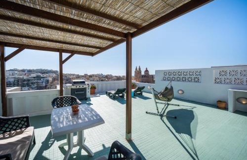 Mellieħa Heights House | Seaview Rooftop, 3 bed, 2 bath