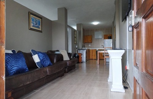 Ramsgate South Apartment | Seaview Self Catering Apartment with calmness - Ramsgate