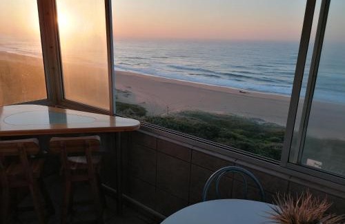 Kingsborough Apartment | Seaview Self Catering Amanzimtoti