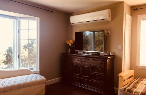 Stratford Bed & Breakfast | Seaview White House