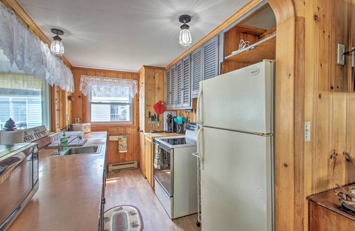 Sebago Cottage | Sebago Lake Cottage w/Patio + Beach Access!