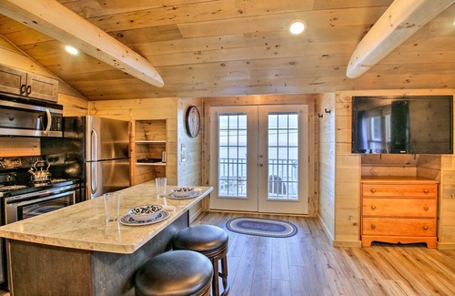 Sebago Apartment | Sebago Lake Haven: Water Views, Steps to Shoreline