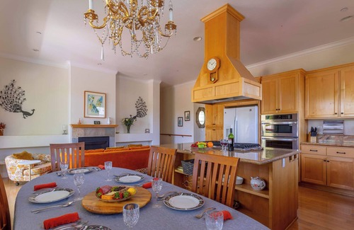 Graton House | Sebastopol, Hot Tub, BBQ, Nature & Family Fun