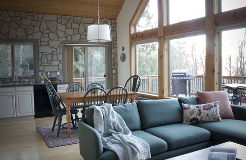 Lilliwaup Cabin | Secluded Cabin Near Hood Canal & Olympic National Forest.