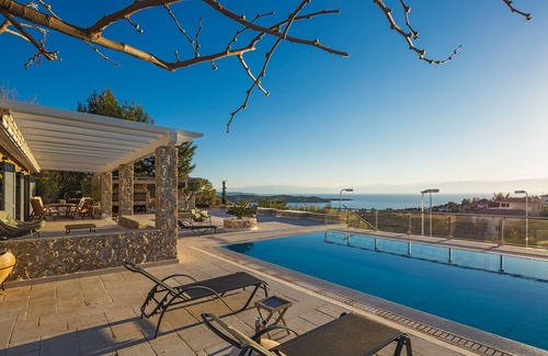 Porto Heli House | Secluded, Gorgeous villa with private pool and tennis court