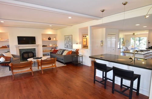Freestone House | Secluded Luxury Wine Country Home in the hills of west Sonoma County. Sleeps 10.