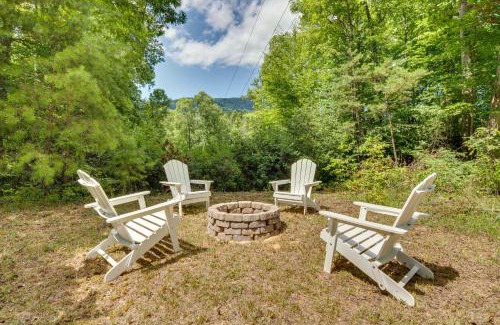 Old Fort House | Secluded Mountain Retreat 30 Mi to Asheville!