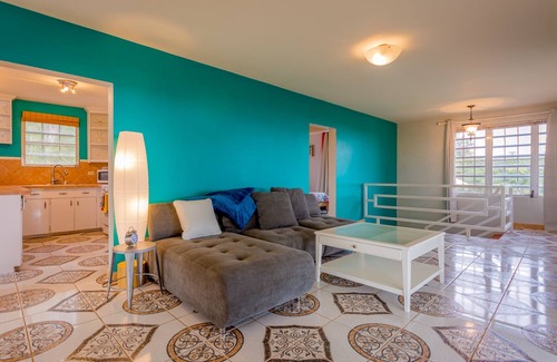 Chupacallos House | Secluded OCEAN VIEW 2 bed 2 bath Home, convenient to Ceiba Ferry. King and Queen