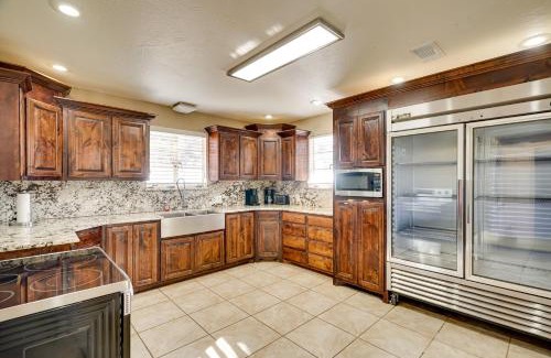 Odessa House | Secluded Ranch with Courtyard about 4 Mi to Odessa!