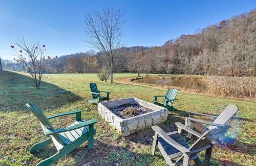 Beattyville House | Secluded Retreat BBQ, Lawn Games, and Fire Pit!