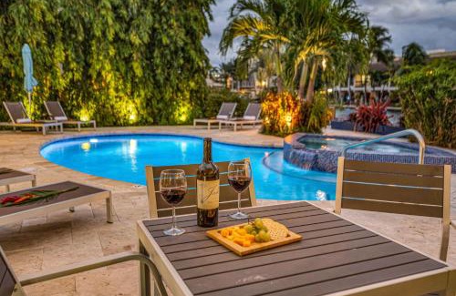 Coral Ridge House | Secluded retreat Heated pool Dock Access Quiet Neighborhood SaltAire Key RESlDENCES