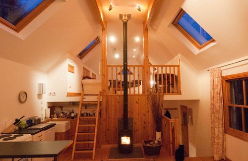 Glen Urquhart Cottage | Secluded Woodland Cottage set in Over 3 Acres of Private Grounds