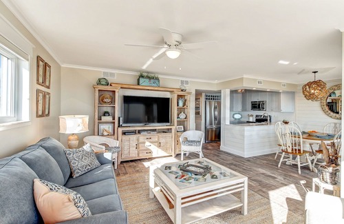 Ocean Cay Condo | SECOND FLOOR END UNIT WITH DESIGNER TOUCHES AND FABULOUS OCEANFRONT VIEWS!