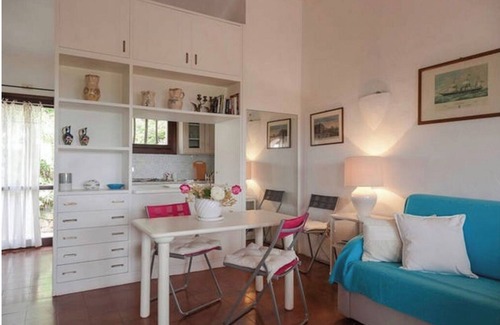 Abbiadori Apartment | SECOND HOUSE 55sqm. Residence "Cala Ruja" Via Monti di Mola Location Abbiadori