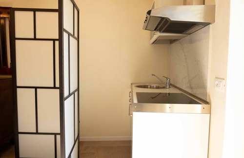 Ottiglio Apartment | "Secret Garden with a View" at Ai Leoni Ruggenti!