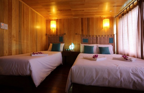 Bai Chay Boat Rental | Secret Halong Cruise