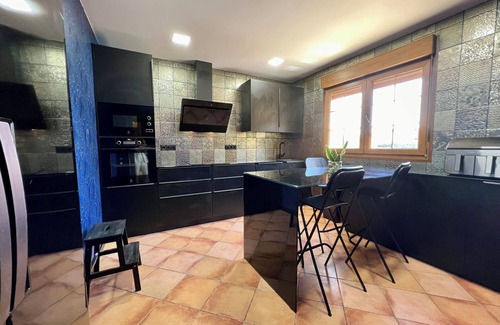 Camargo Villa | Secret Paradise, Stylish Host