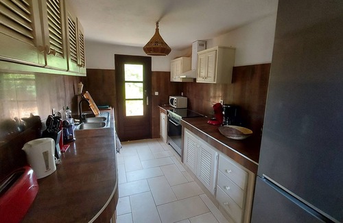 Nianing Villa | Secure villa with swimming pool and exotic garden