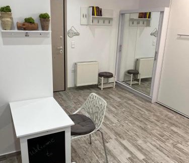 Nikaia-Agios Ioannis Rentis Apartment | Selenity studio(close to two metro stations)