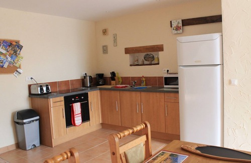 Deneze-sous-le-Lude House | Self Catering, High End Specification Family Accomodation with shared Pool