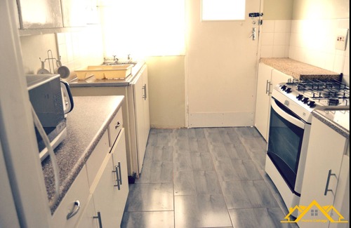 Harare House | Self-catering accomodation