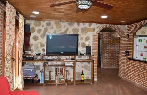 Navaluenga Cottage | Self catering Chalet Rural for 10 people
