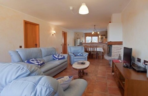 Farreres-Suanya-Comtals-Sta.Caterina-L'oller-La Guia Cottage | Self catering Les Farreras for 7 people