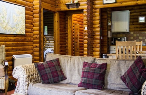 Duirinish Cabin | Self-Catering log cabin near Plockton and the Isle of Skye secluded, well equipped and dog friendly.