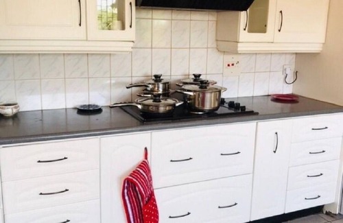 Harare East House | Self Catering Modern fully furnished House