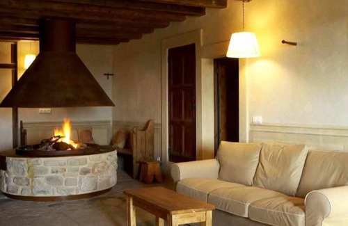 Oden House | Self catering Poble Rural Puigarnau-Pubilló for 22 people