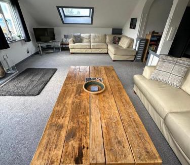 Gairloch Apartment | Self Catering Spacious open plan 3 bed apartment with sea views