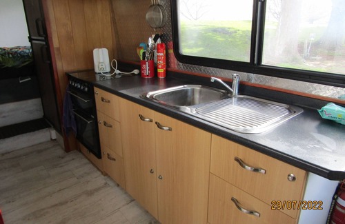 Matatoki House | Self contained 2 berth Motorhome