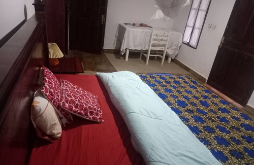 Nyanza Bed & Breakfast | Self contained rooms giving access to the Museum main exhibition hall
