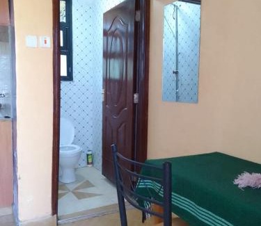 Kisumu House | Self Contained Studio around Alango School, Wathorego, Kajulu