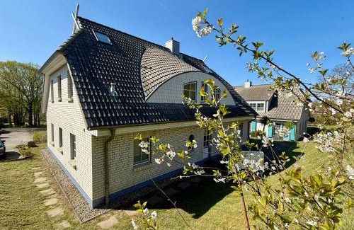 Seedorf Apartment | Sellin Ferienwohnung Maritim
