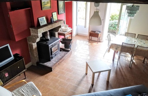 Val de Gatine Other | Semi detached farmhouse in Idilic Tranquil Forest location with Panoramic Views