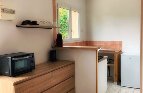 Sanguinet House | Semi-detached house near Lake Sanguinet with terrace and garden