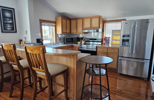 Kitty Hawk House | SEMI-OCEANFRNT SEA VIEW/POOL/HOT TUB/BEDS MADE/2 MIN WALK TO BCH ACCESS