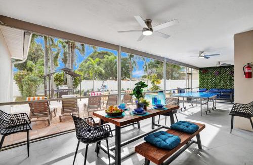 Hollywood Hills Villa | Sensational 5BR Villa Heated Pool near Hard Rock