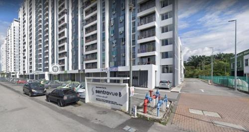Ijok Apartment | Sentrovue B Pink House