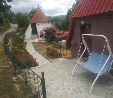 Savnik House | Seoski dom