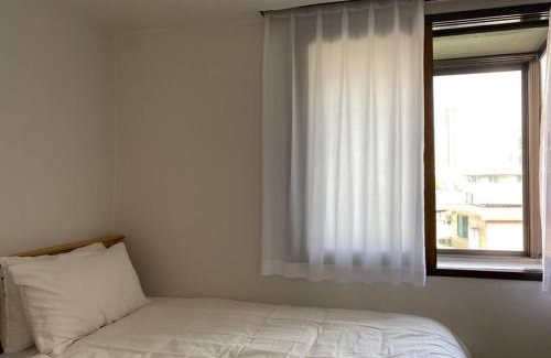Cheongpa-dong Apartment | Seoul Station Stay