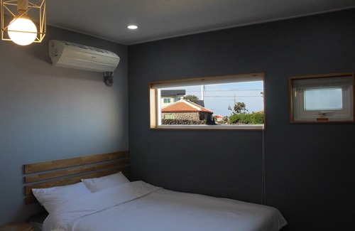 Gujwa House | September Pension