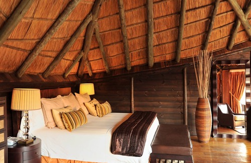 Selous Game Reserve Cabin | Serena Mivumo River Lodge