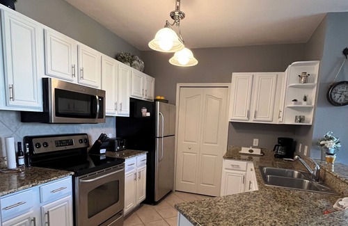 Sarasota Condo | Serenata Condo -Gorgeous Lake & Pool Views, Close To Beaches, UTC Mall, & More!