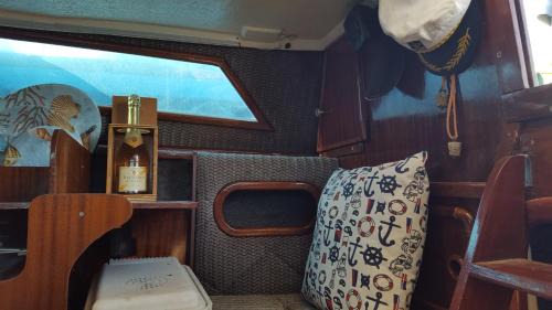 Giurgiu Boat Rental | Serendipity