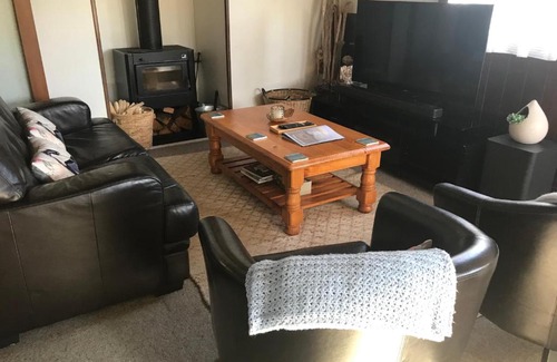 Tairua House | Serendipity Wharf Cottage