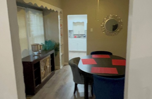 Mitchell House | Serene 2 bedroom home in residential neighborhood.