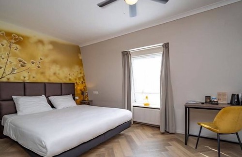 Made Hotel | Serene Escape w/Local Dining | Steps from National Park Adventures