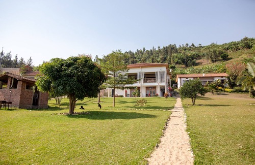 Buhongo House | Serene Lake View Lodge in Kayove, Rwanda